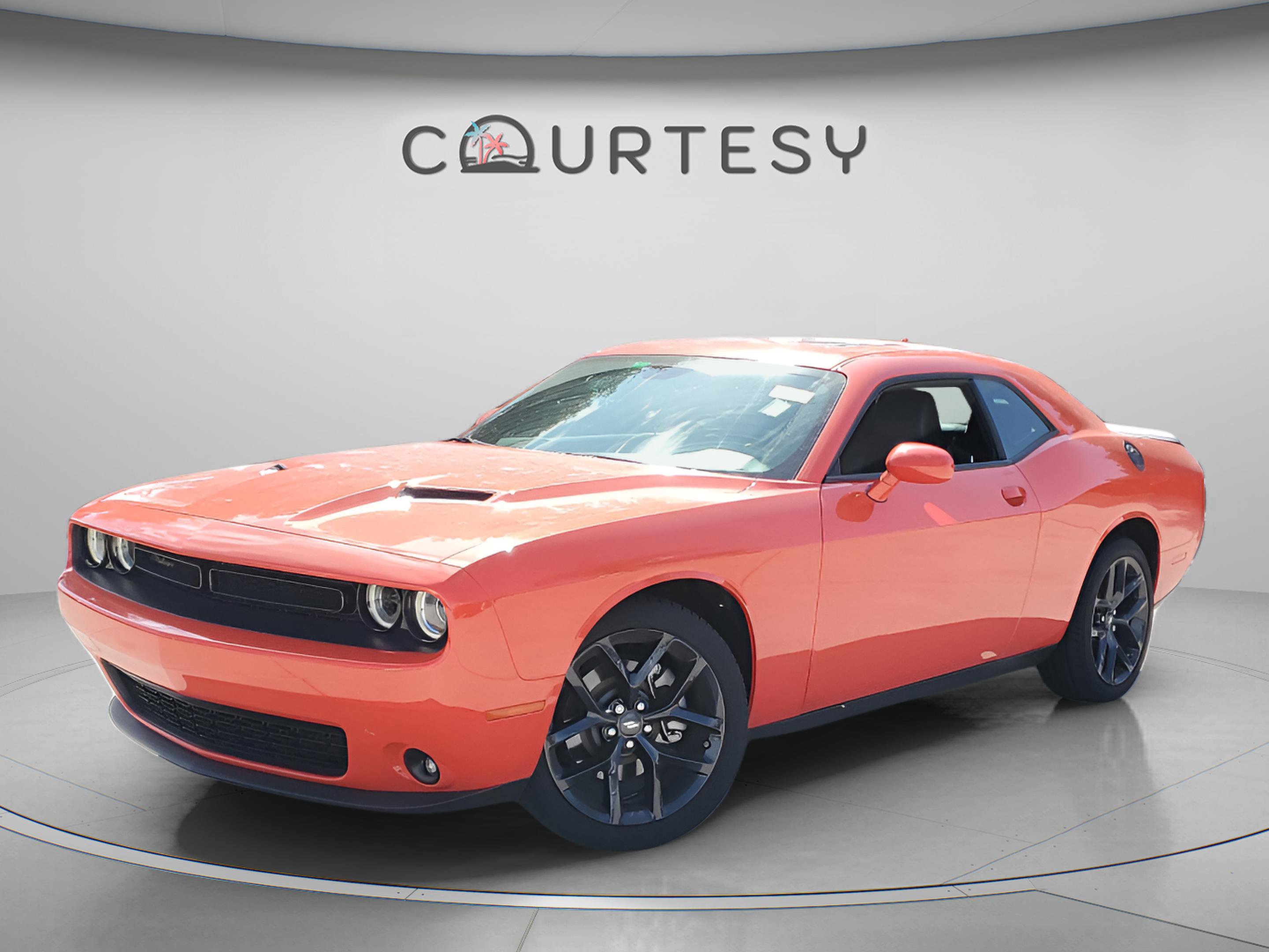 Certified 2023 Dodge Challenger SXT w/ Plus Package RWD image 1