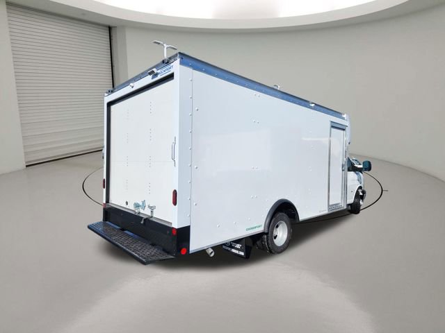 New 2026 Chevrolet Express 3500 w/ Power Convenience Package image 7