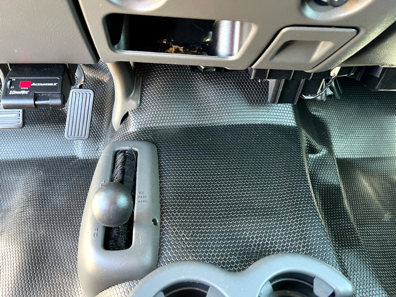 Used 2005 Chevrolet Silverado 3500 4x4 Extended Cab w/ Snow Plow Prep Package image 12