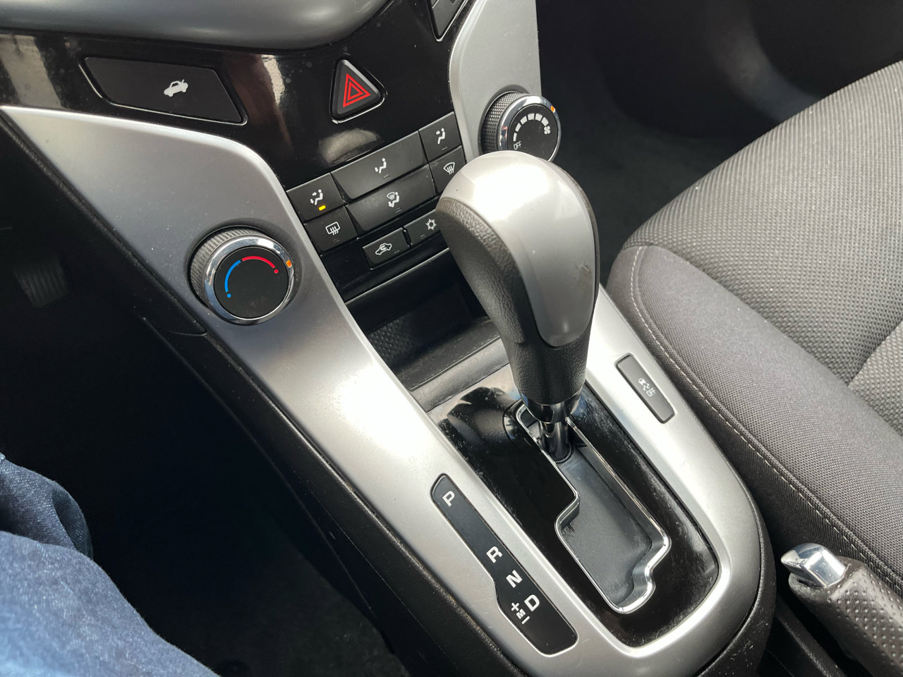 Used 2016 Chevrolet Cruze LT image 16