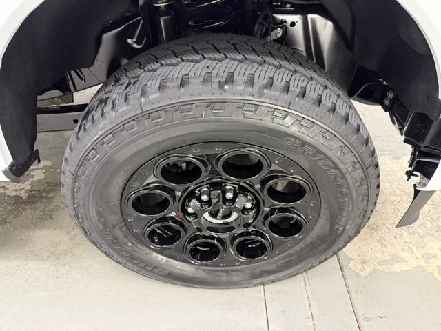 New 2026 Ford F350 Lariat w/ Black Appearance Package image 5
