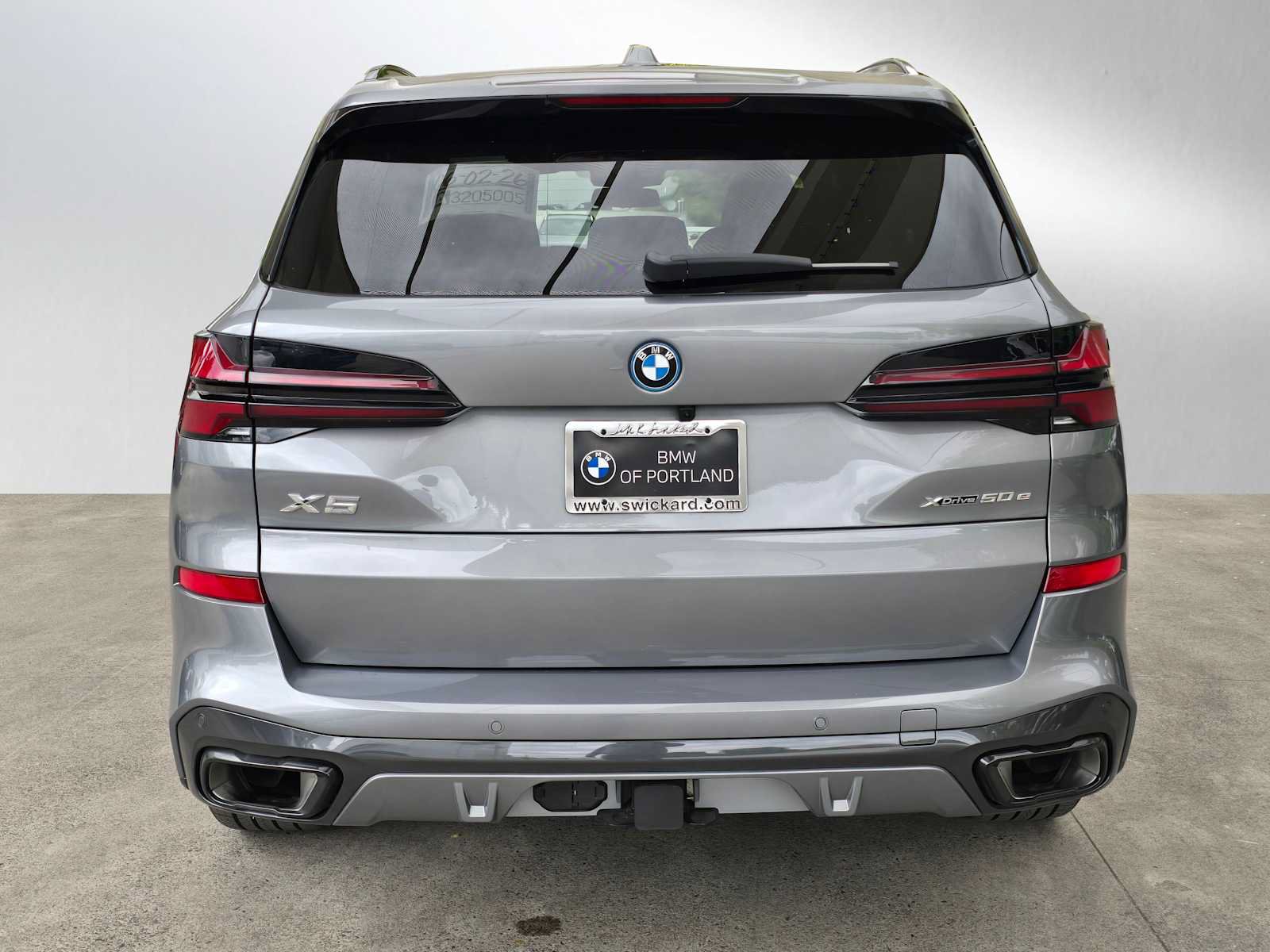 Used 2026 BMW X5 xDrive50e w/ M Sport Package AWD/4WD image 4