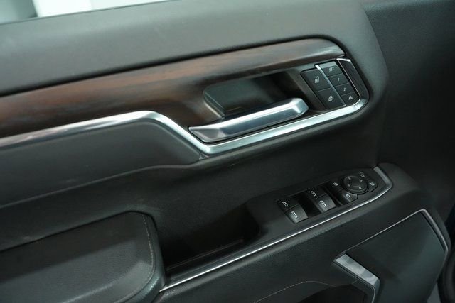 Used 2022 GMC Sierra 1500 SLT w/ X31 Off-Road Package image 12