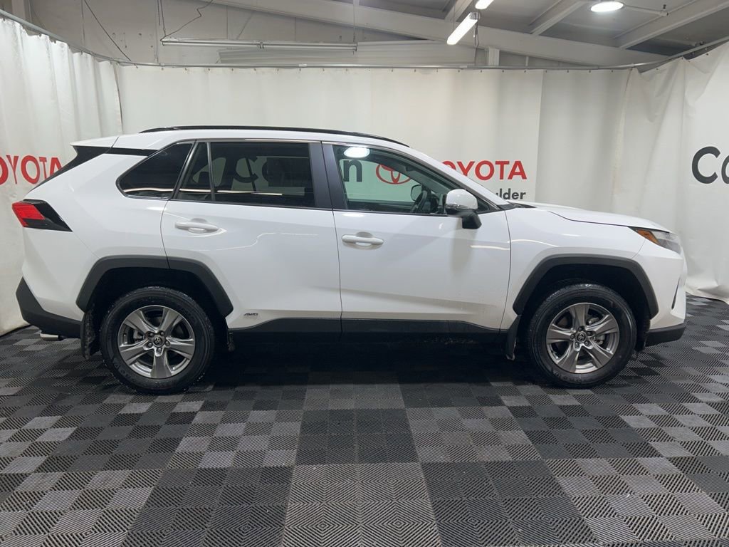 Used 2025 Toyota RAV4 XLE image 10