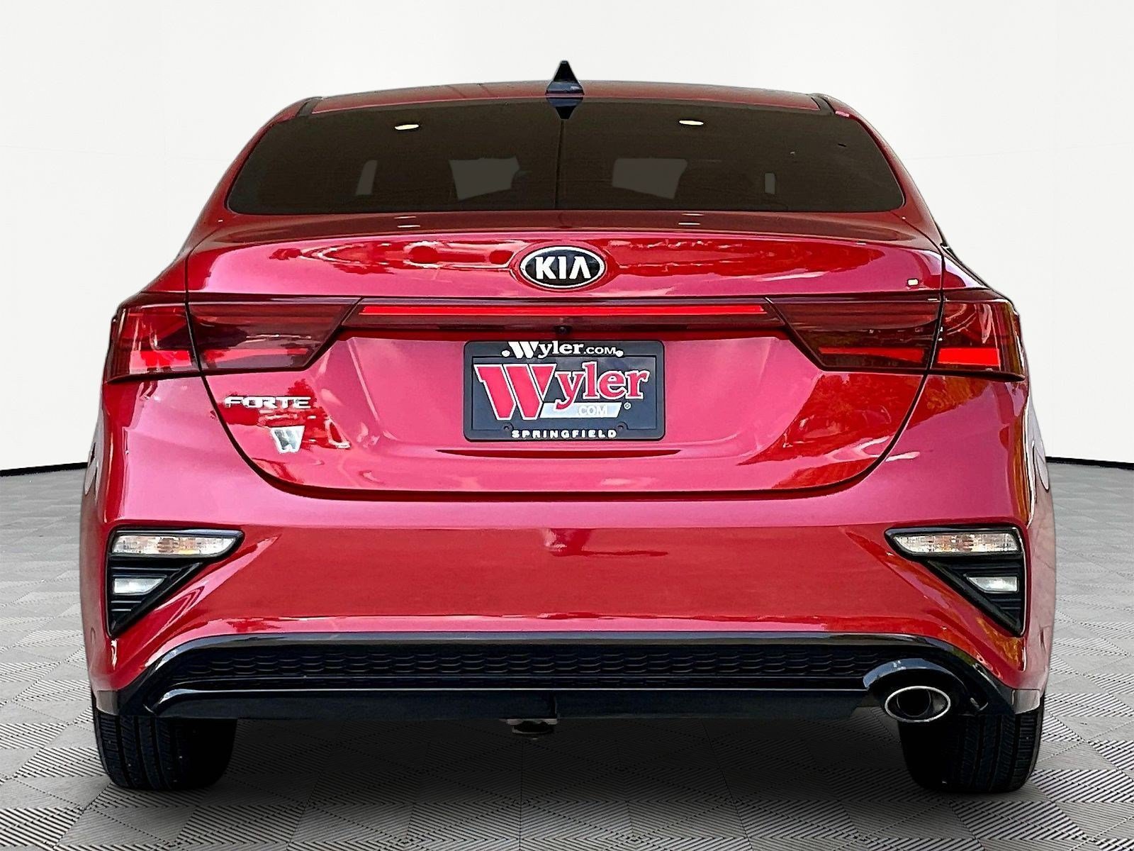 Used 2021 Kia Forte LXS FWD image 5