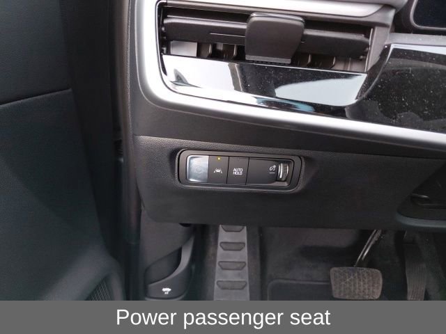 Used 2025 Honda Prologue Touring image 13