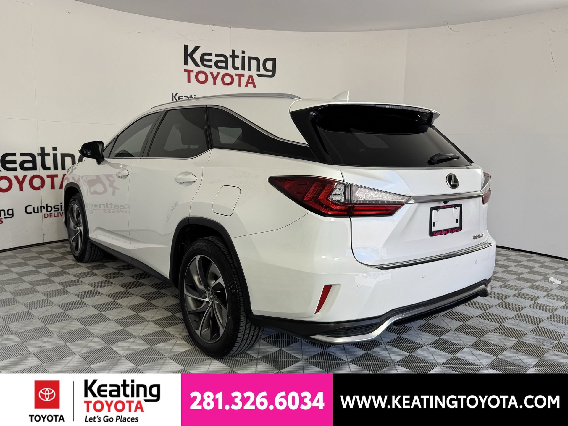 Used 2018 Lexus RX 350L Luxury w/ Accessory Package FWD image 7