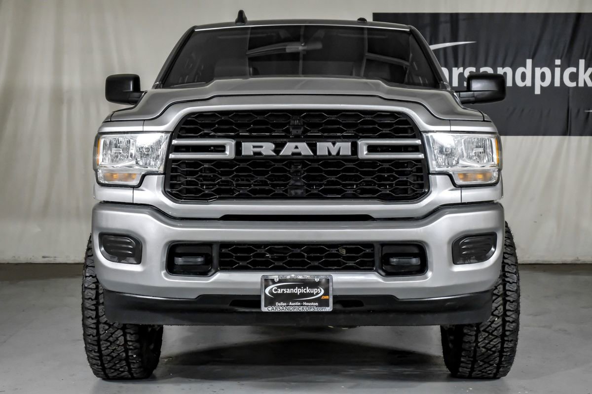 Used 2022 RAM 2500 Tradesman w/ Chrome Appearance Group AWD/4WD image 4