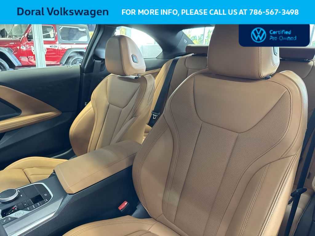 Used 2025 BMW 230i Coupe RWD image 13