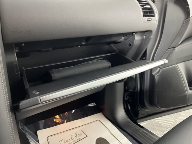 Used 2024 Nissan Armada Platinum w/ Captain's Chairs Package image 41