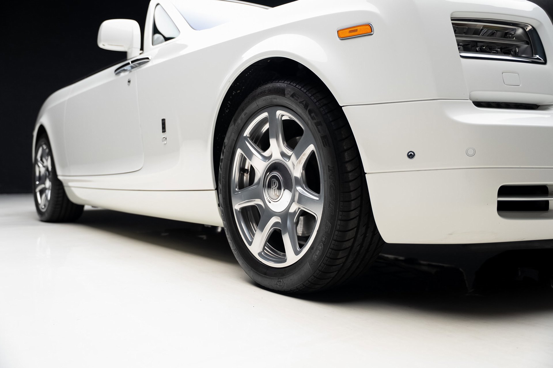 Used 2013 Rolls-Royce Phantom Drophead Coupe image 79