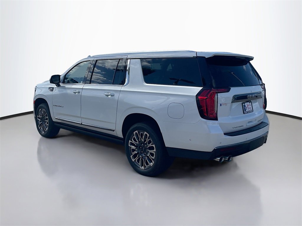 Used 2023 GMC Yukon XL Denali Ultimate image 5