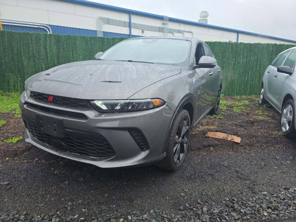 Used 2024 Dodge Hornet R/T Plus w/ Track Pack AWD/4WD image 1