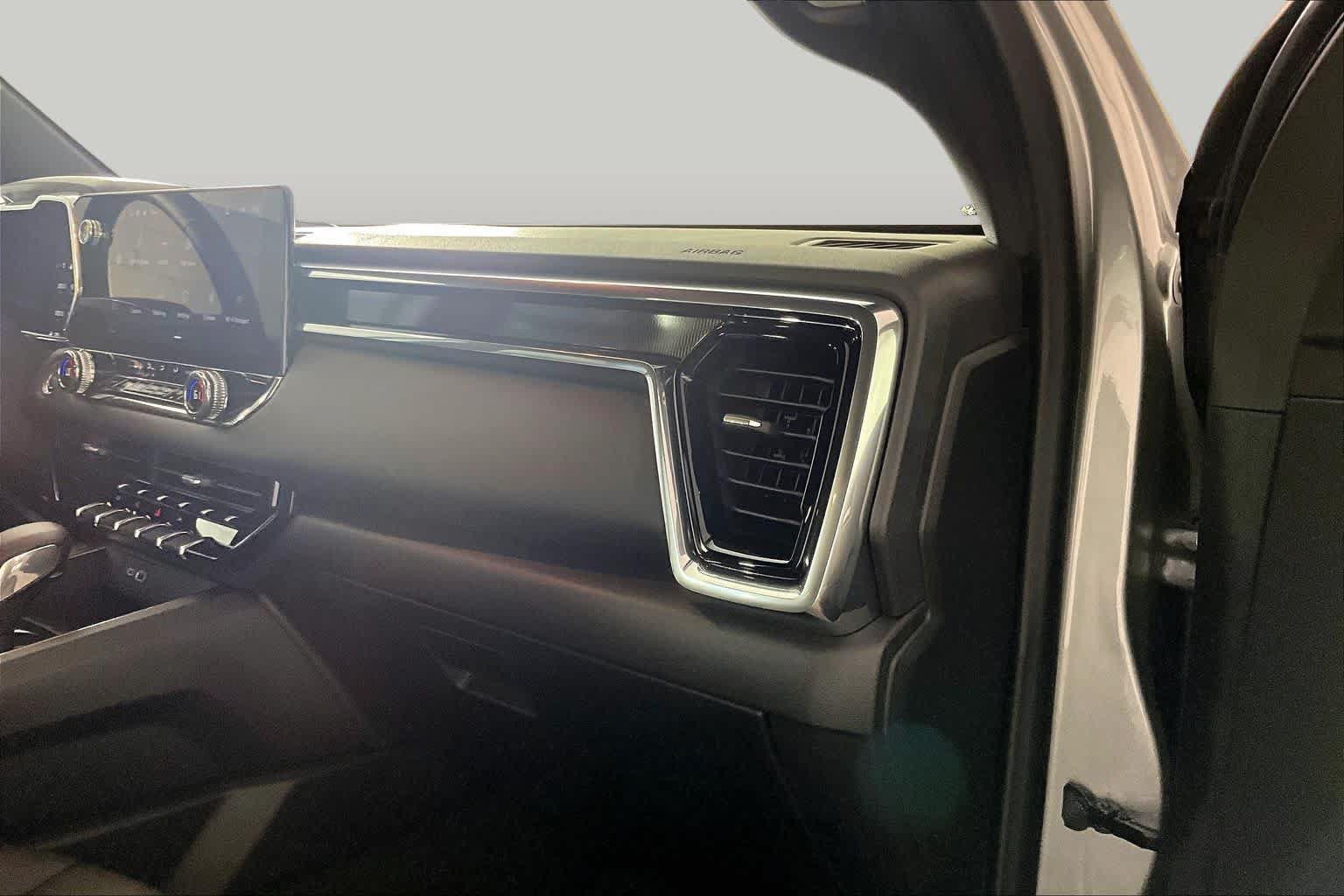 Used 2026 GMC Canyon Elevation w/ Convenience Package RWD image 17