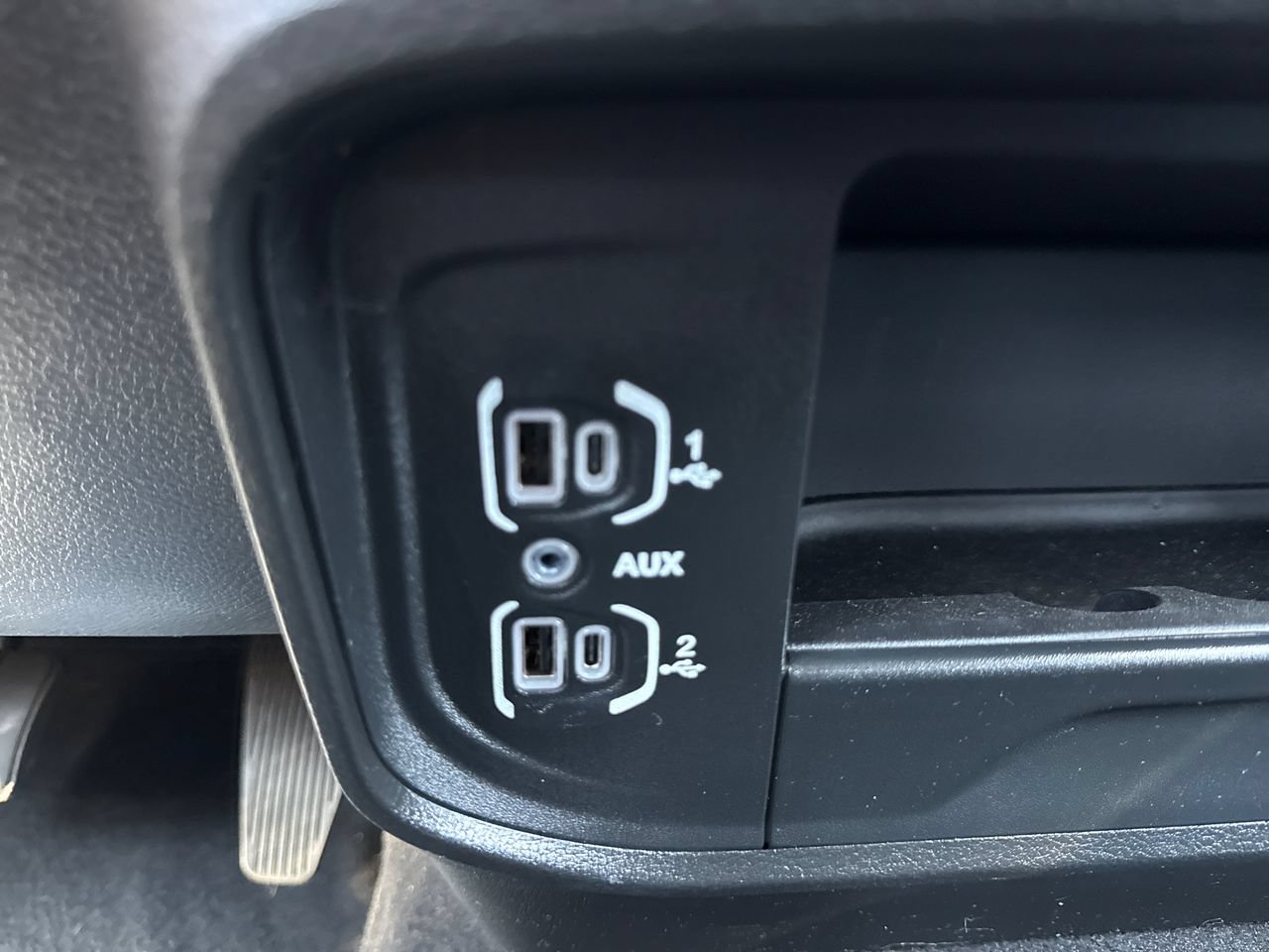 Used 2025 RAM 2500 Tradesman AWD/4WD image 23
