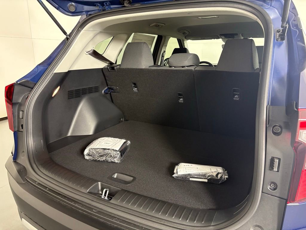 New 2026 Kia Seltos LX image 18