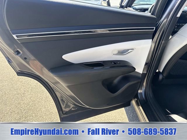 Used 2023 Hyundai Tucson Limited AWD/4WD image 17
