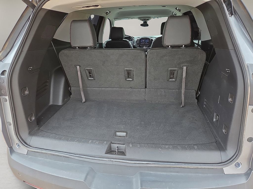 Used 2021 Chevrolet Traverse RS image 17