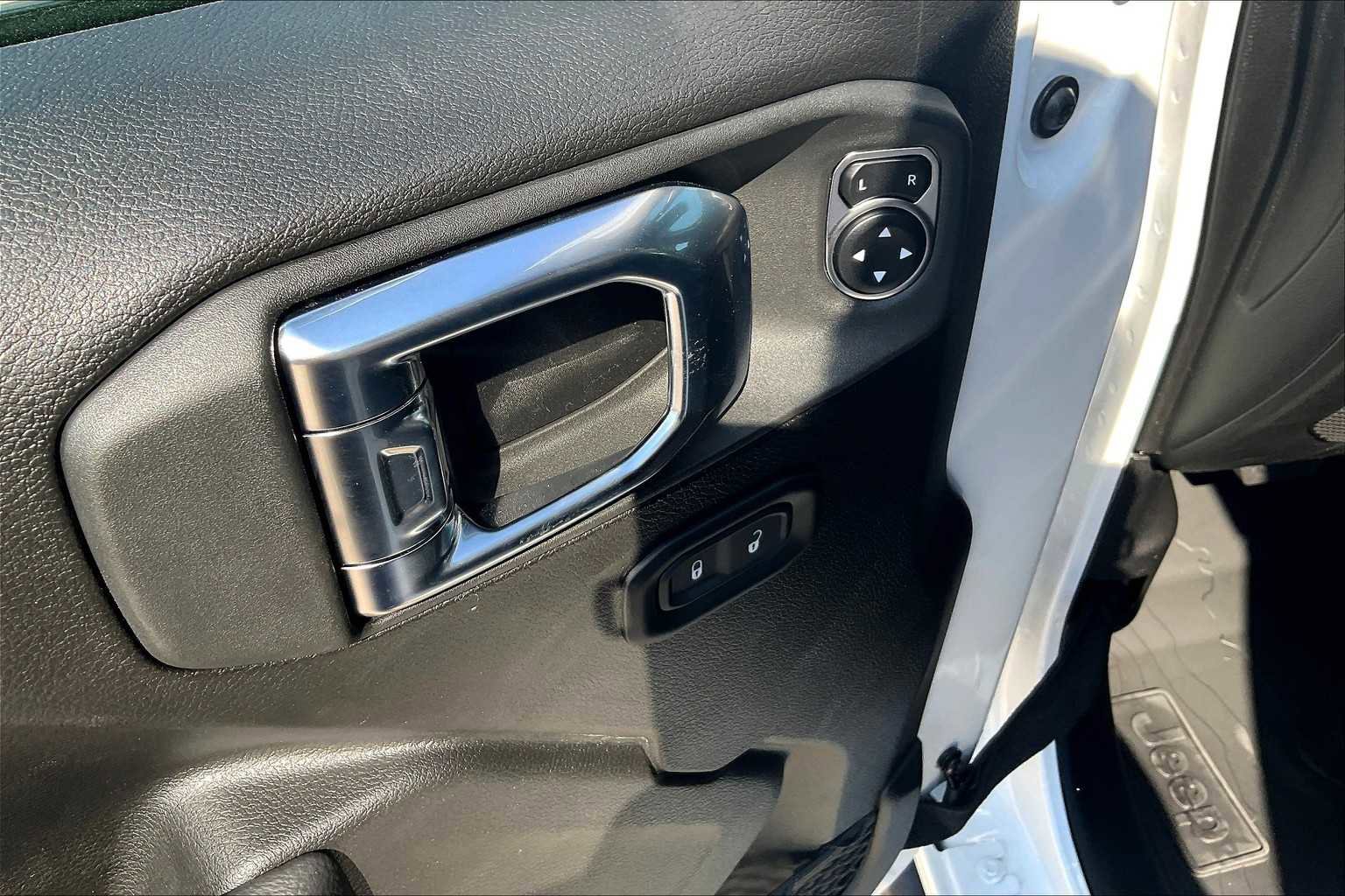 New 2025 Jeep Wrangler Willys image 16