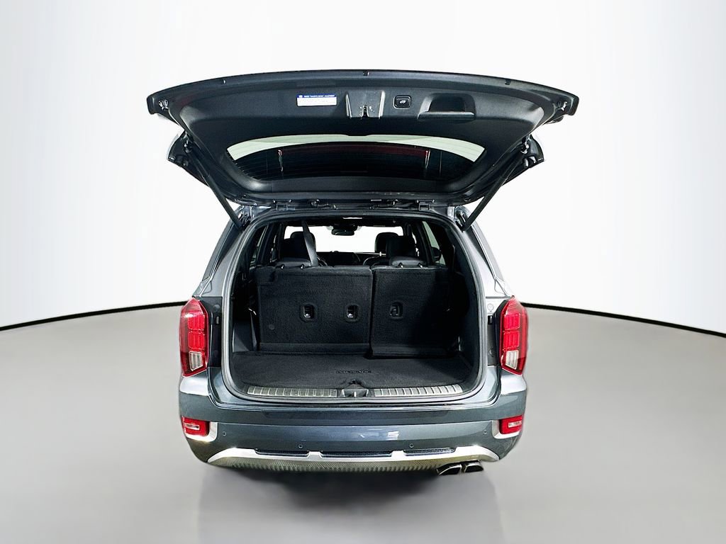 Used 2022 Hyundai Palisade Calligraphy w/ Winter Package image 30