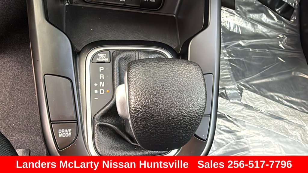 Used 2025 Kia Soul LX FWD image 33