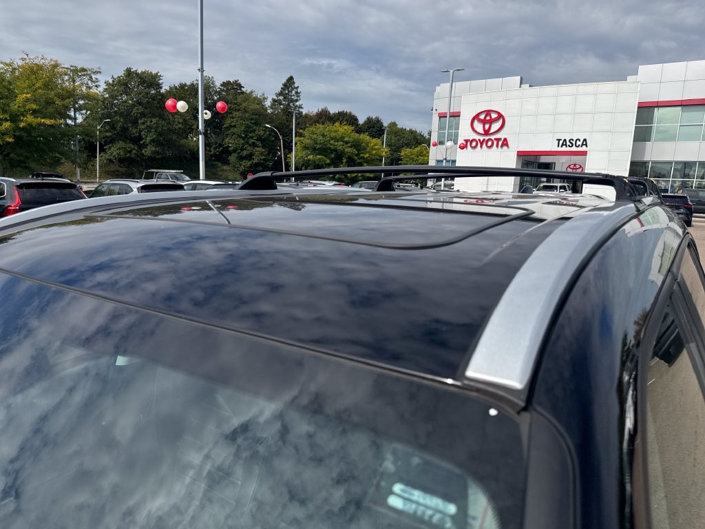Used 2023 Toyota Highlander XLE AWD/4WD image 49