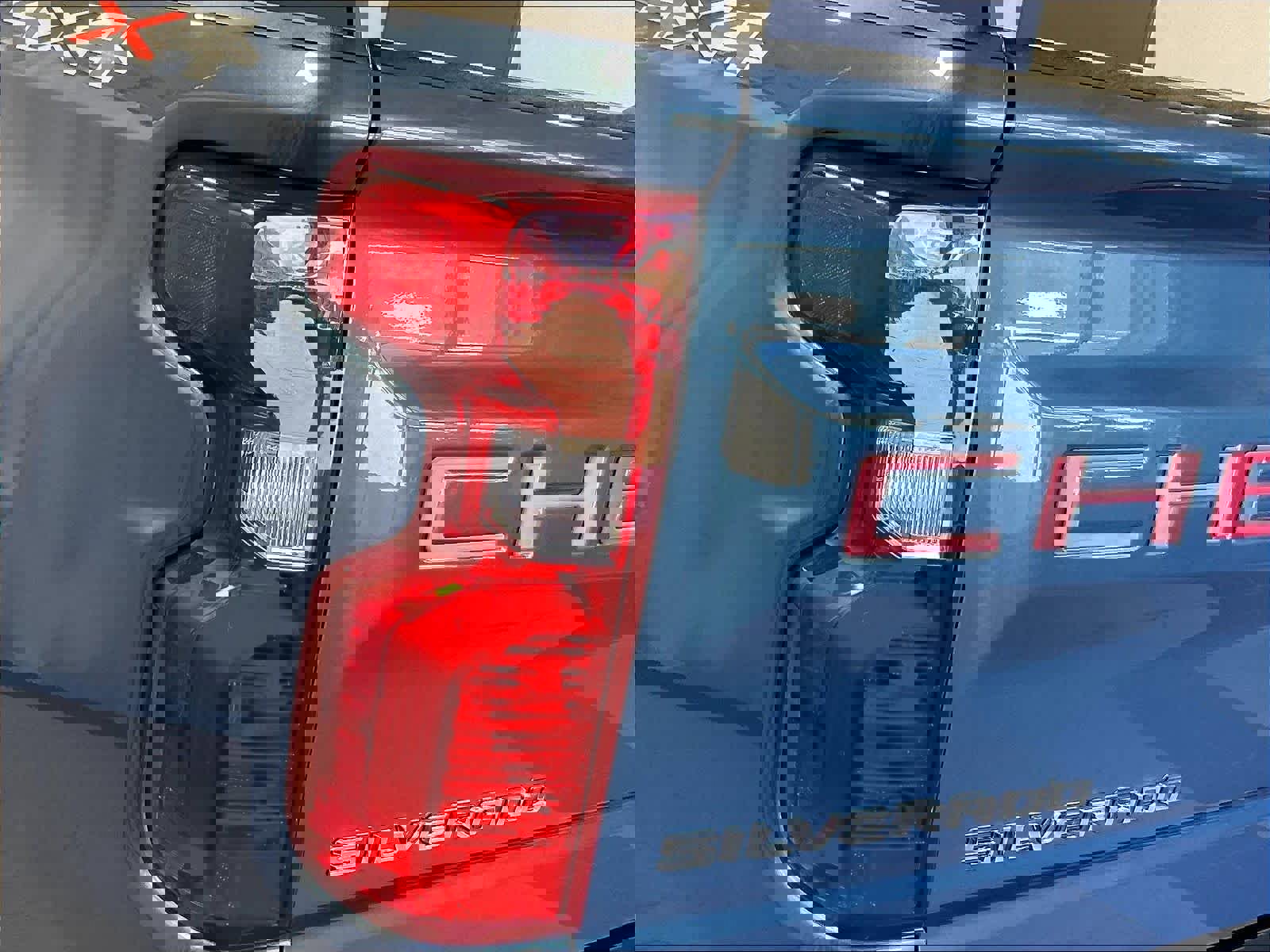 Used 2024 Chevrolet Silverado 1500 LT AWD/4WD image 34