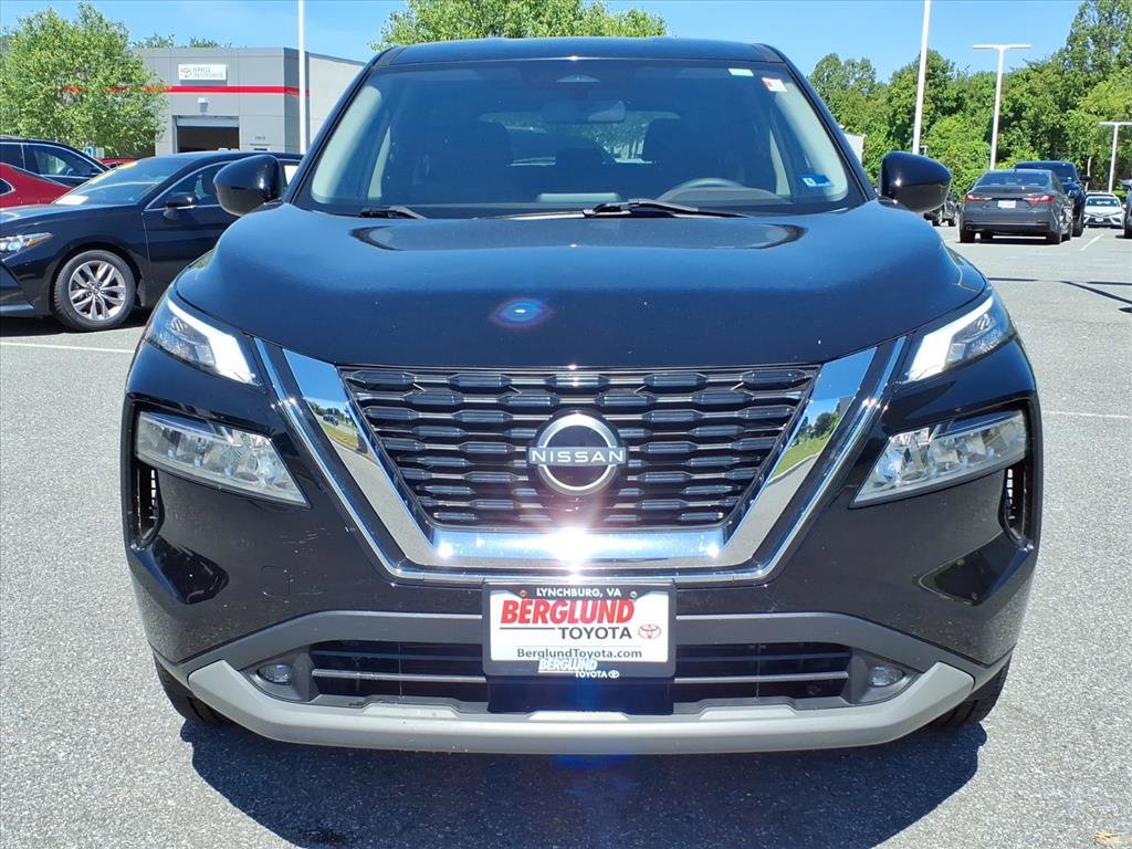 Used 2023 Nissan Rogue SV AWD/4WD image 9