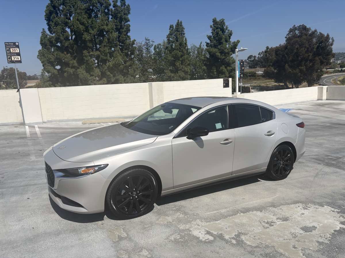 Used 2024 MAZDA MAZDA3 s image 4