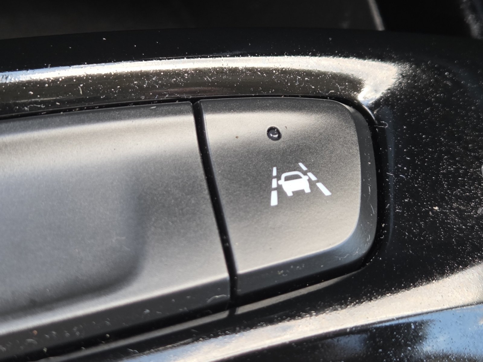 Used 2024 Chevrolet Trax ACTIV FWD image 9