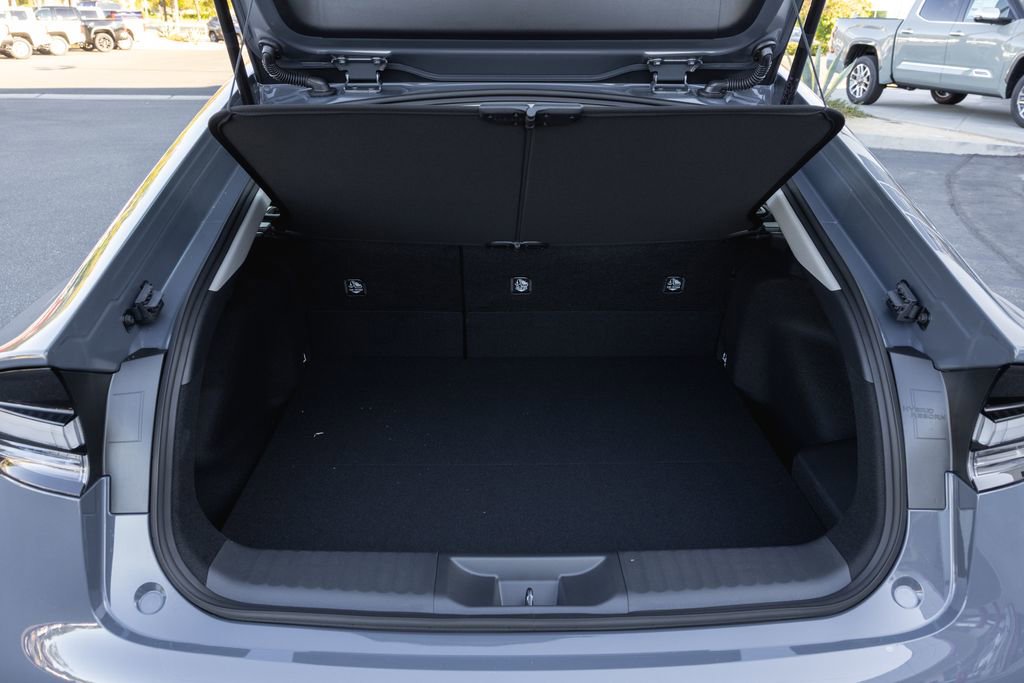 New 2026 Toyota Prius Plug-In Hybrid image 7