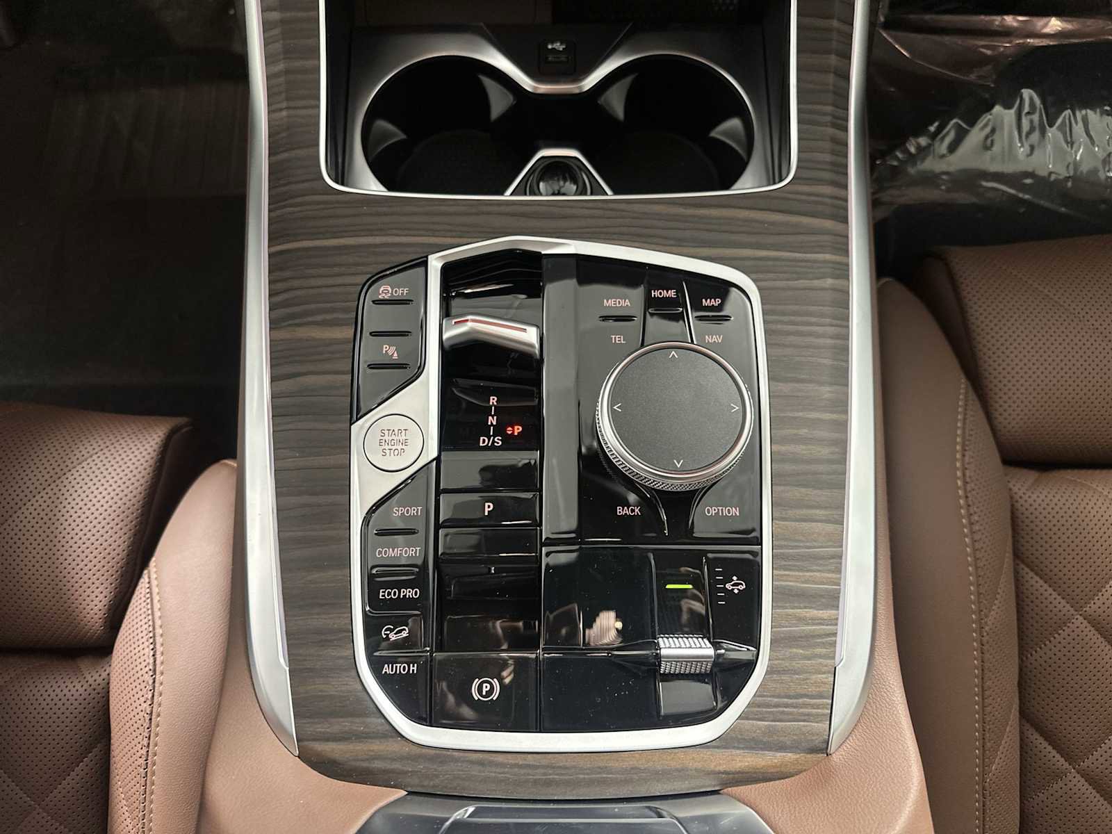 New 2026 BMW X7 xDrive40i w/ M Sport Package image 17