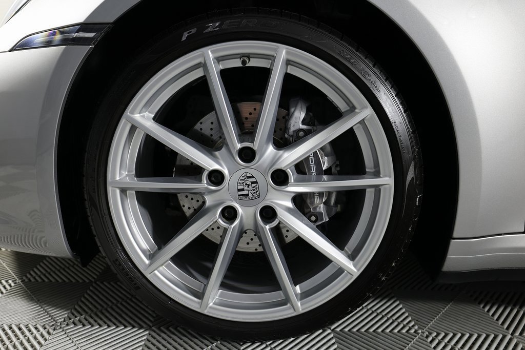 Used 2020 Porsche 911 Carrera image 46