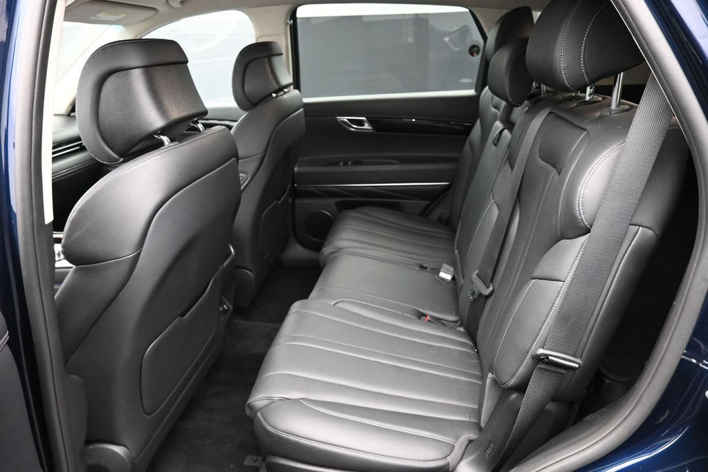 Used 2025 Genesis GV80 2.5T Standard AWD/4WD image 9