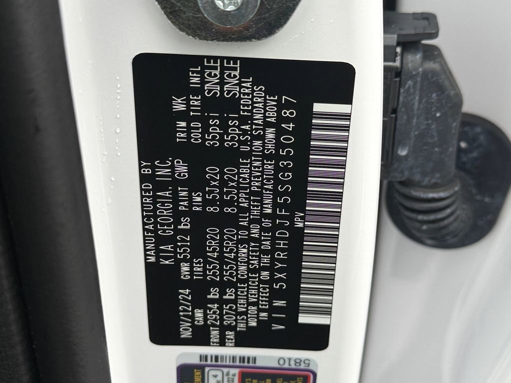 Used 2025 Kia Sorento EX image 30