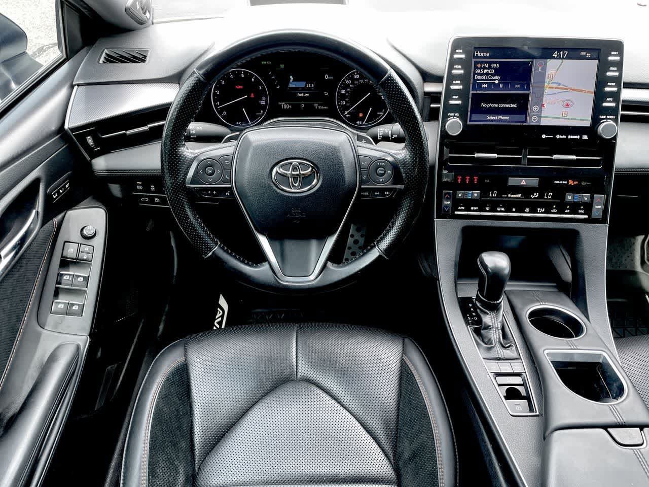 Used 2019 Toyota Avalon Touring FWD image 11
