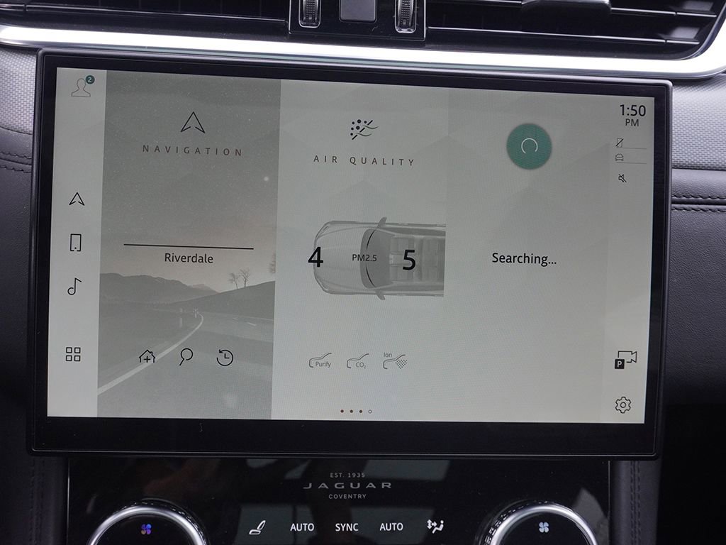 Used 2022 Jaguar F-PACE SVR image 50