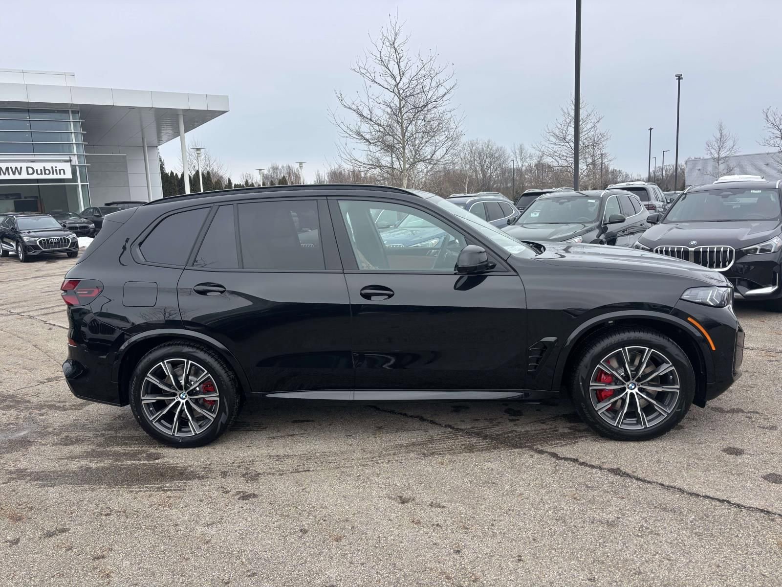 New 2026 BMW X5 xDrive50e w/ M Sport Package AWD/4WD image 8