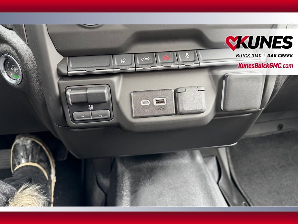 Used 2025 GMC Sierra 2500 Pro image 19