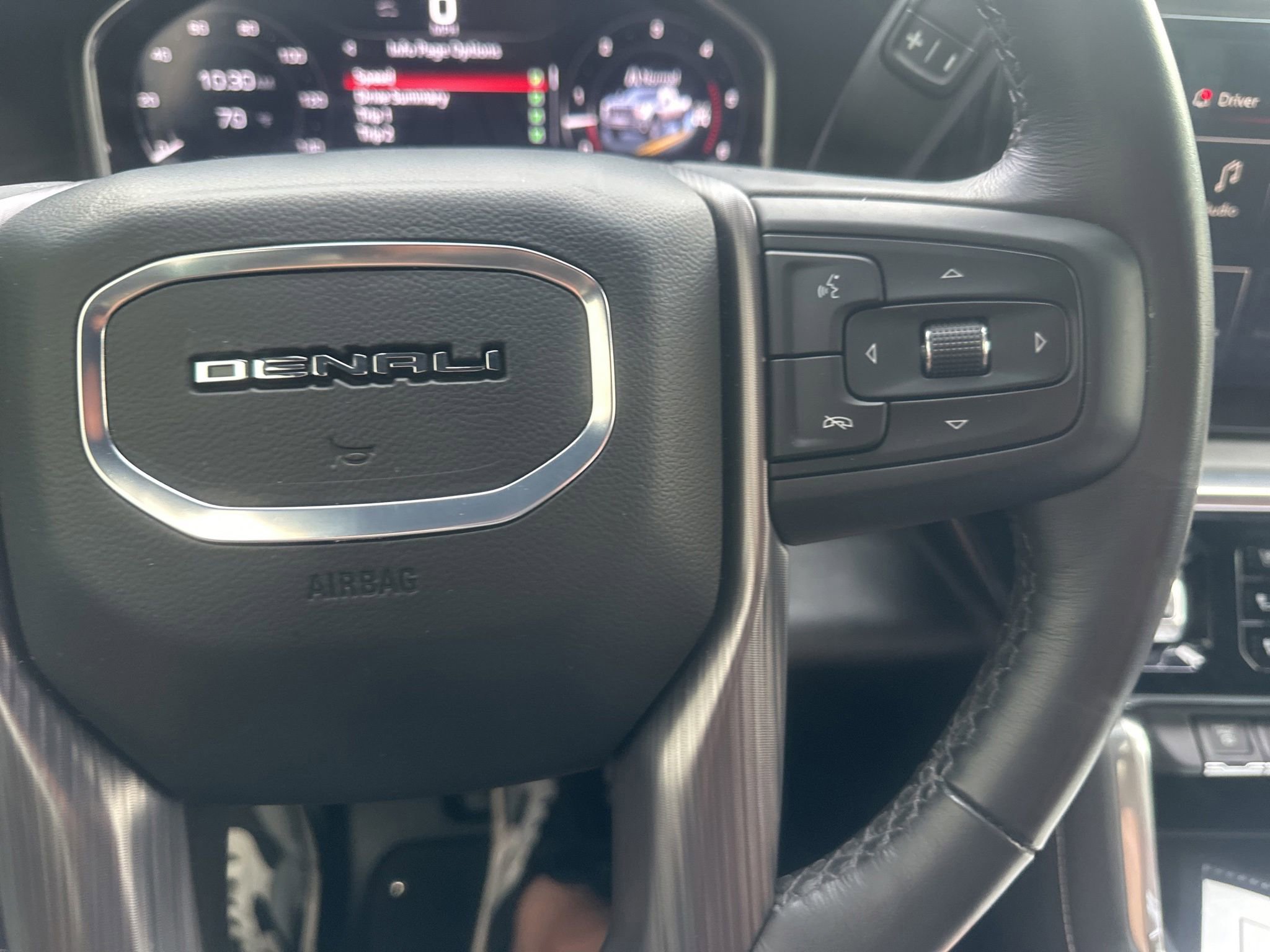 Used 2025 GMC Sierra 2500 Denali Ultimate AWD/4WD image 32