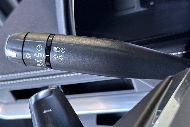 Used 2021 Chevrolet Corvette Stingray Convertible w/ Z51 Performance Package image 36