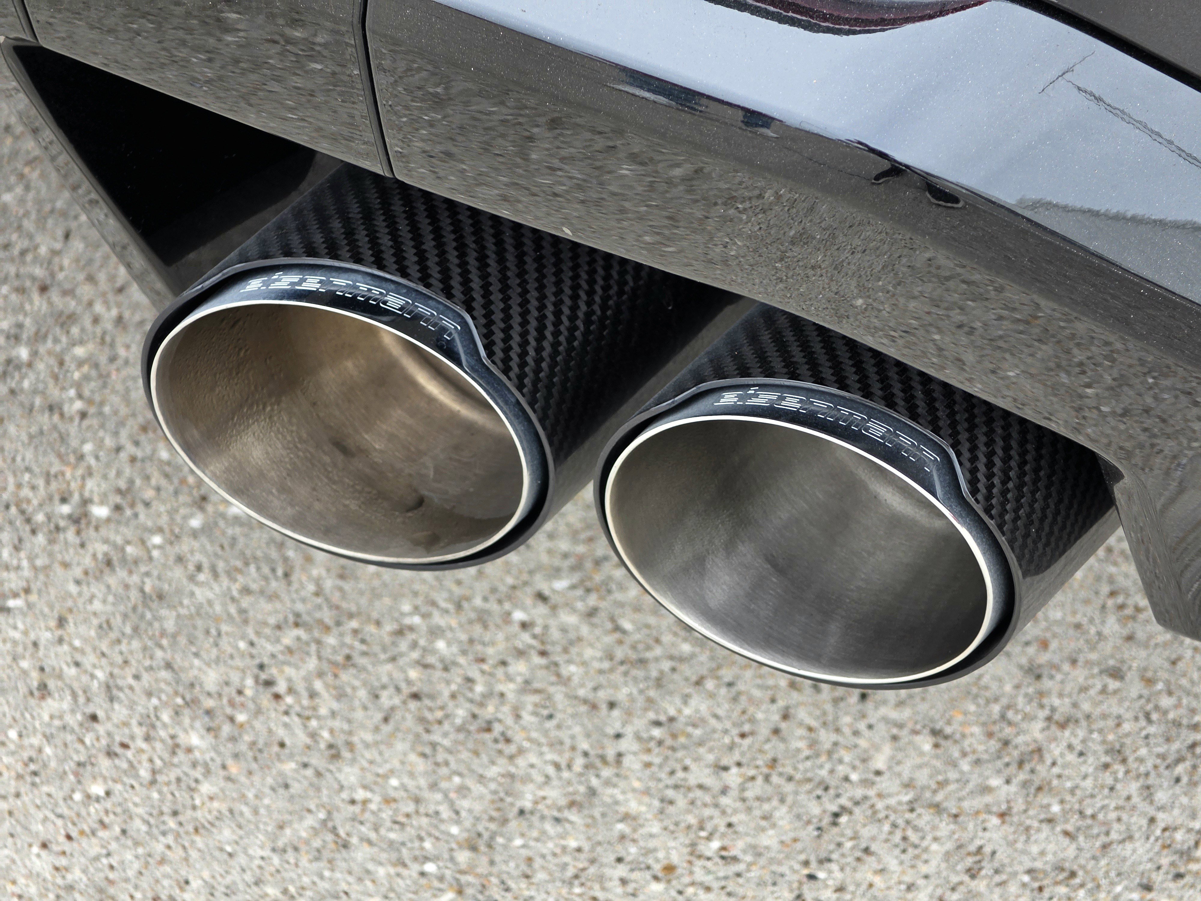 Used 2026 BMW M5 w/ Carbon Package AWD/4WD image 17