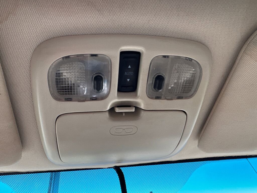 Used 2012 Ford Escape Limited image 28