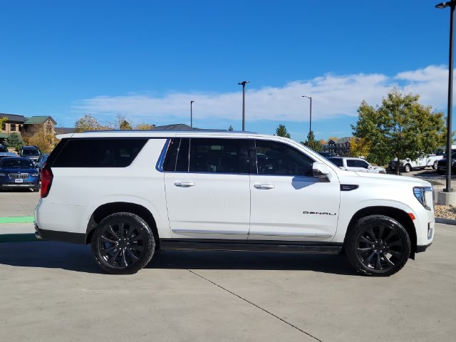 Used 2021 GMC Yukon XL Denali w/ Denali Ultimate Package AWD/4WD image 2