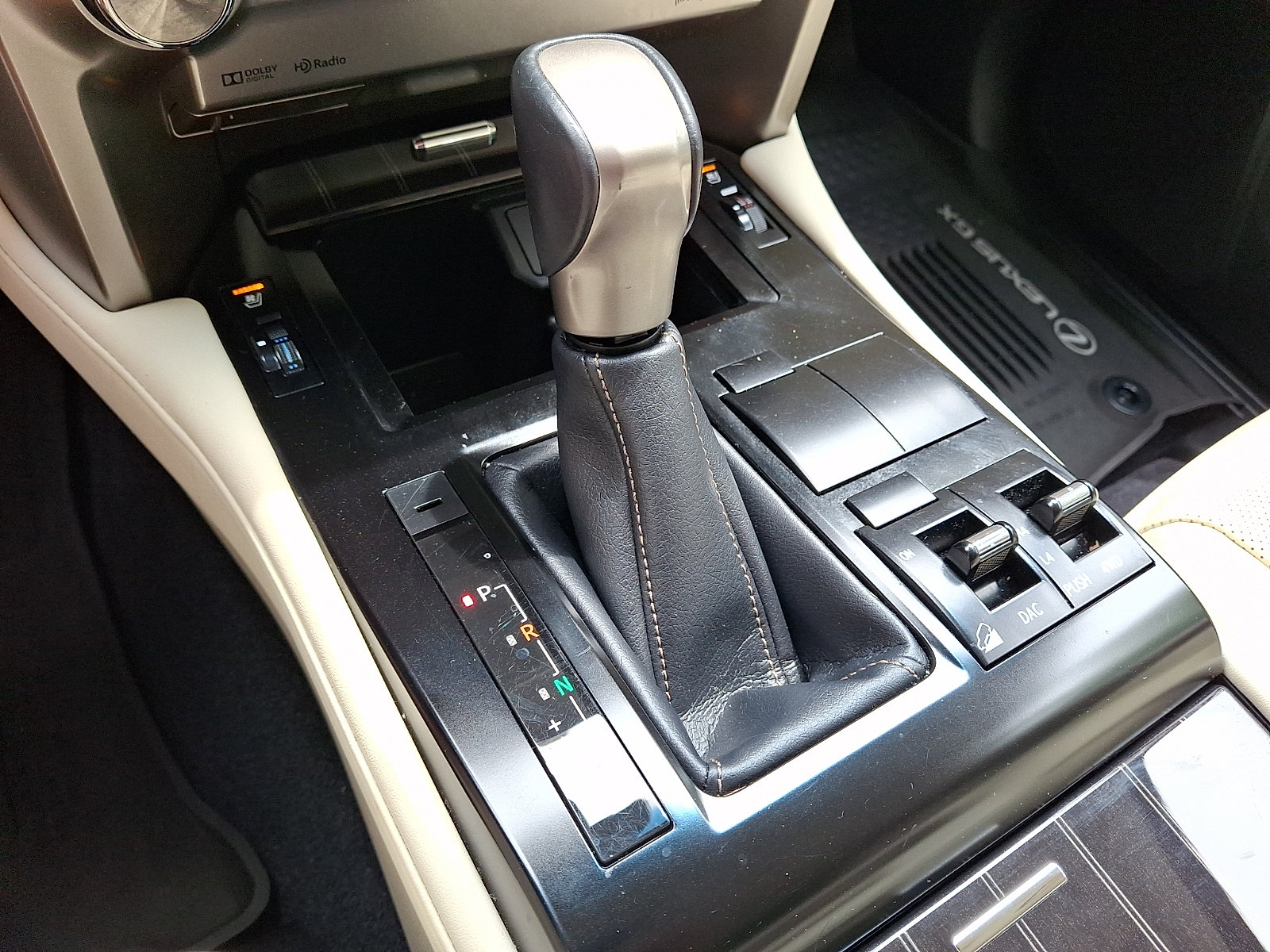 Certified 2021 Lexus GX 460 Premium w/ Premium Package AWD/4WD image 18