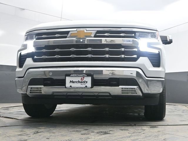 Used 2023 Chevrolet Silverado 1500 LTZ AWD/4WD image 35