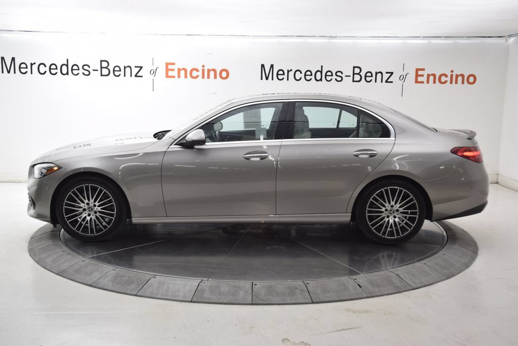 Used 2022 Mercedes-Benz C 300 Sedan image 3