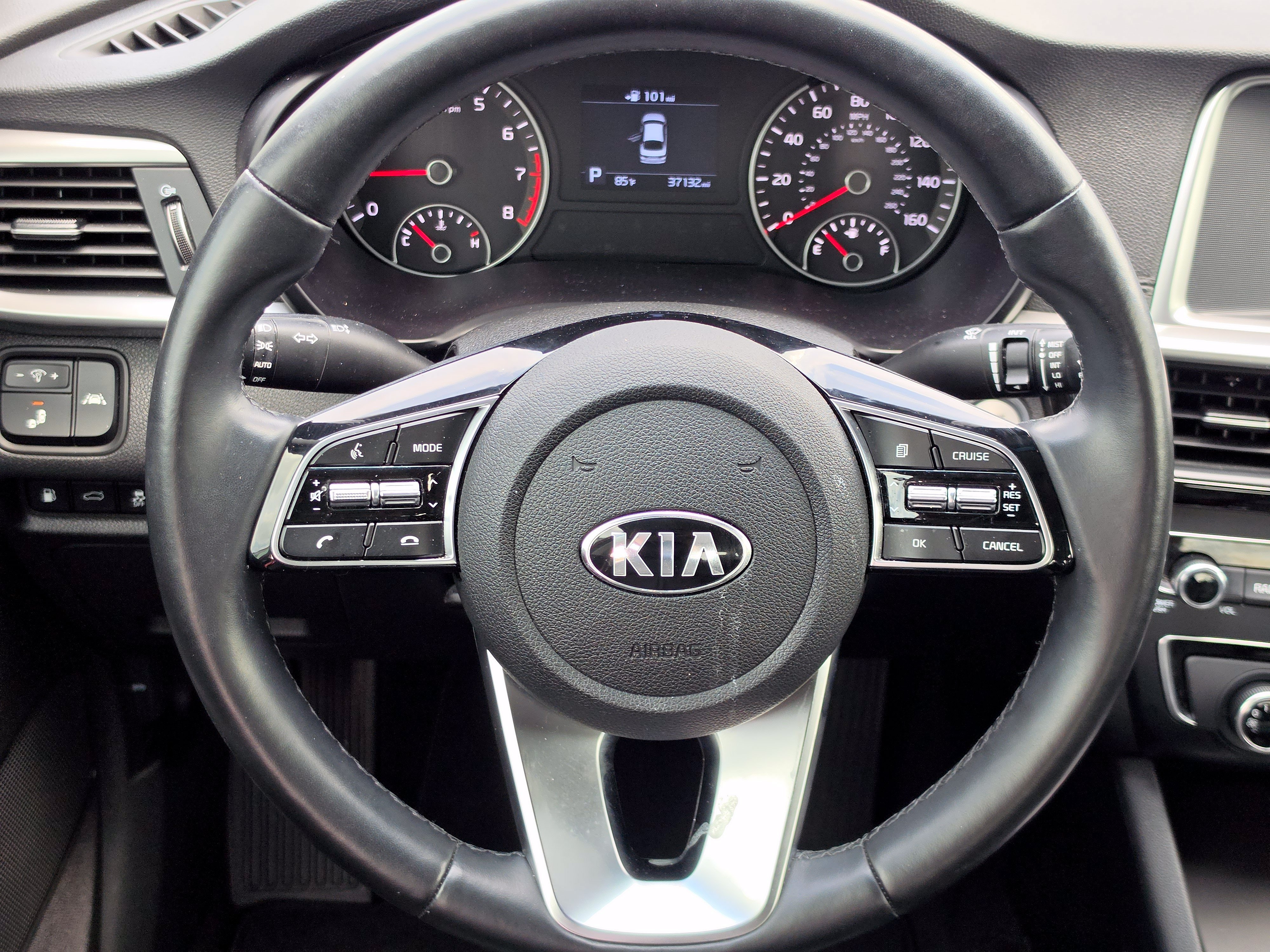 Used 2020 Kia Optima SE FWD image 15