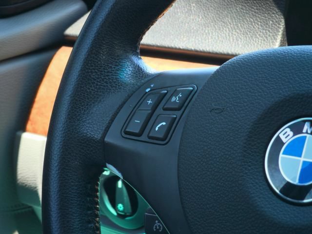 Used 2006 BMW 325i Sedan RWD image 23