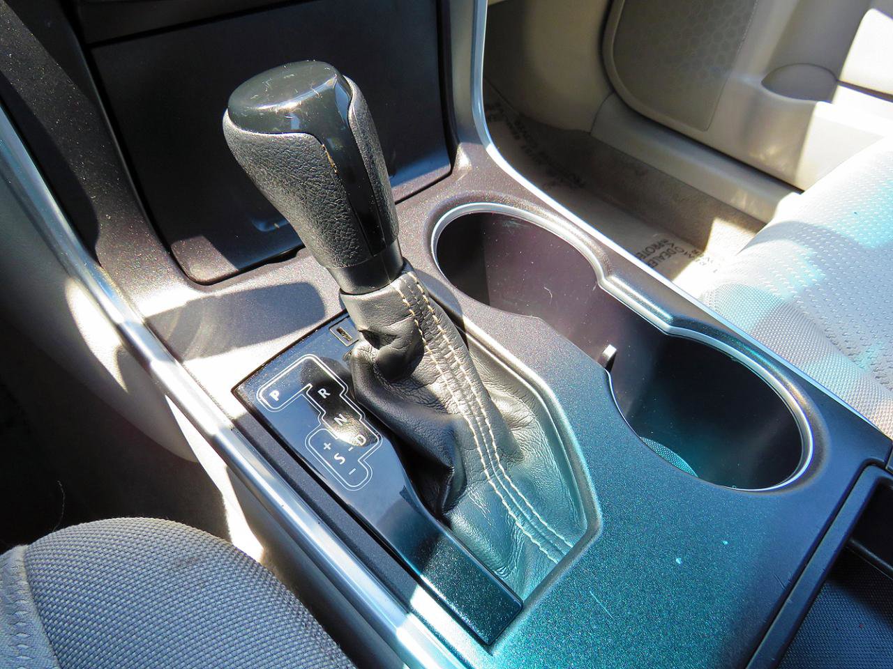 Used 2017 Toyota Camry LE FWD image 22